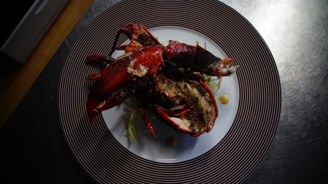 Logis L'Ermitage, Bistrot Des Saveurs Houffalize Bagian luar foto